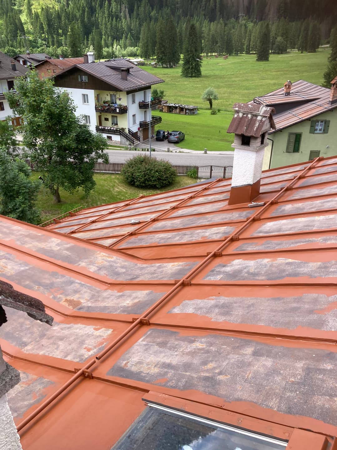 Veniciatura tetti in lamiera